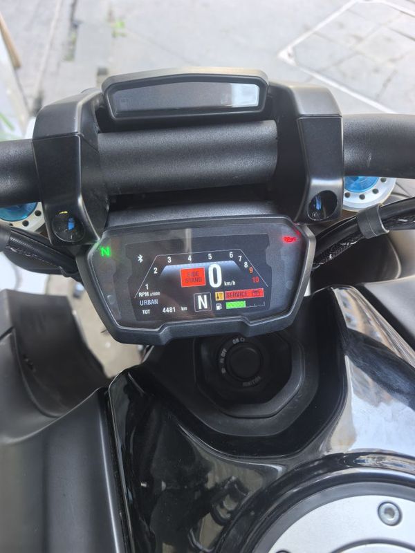 杜卡迪 Diavel 