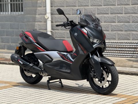 雅马哈 XMAX