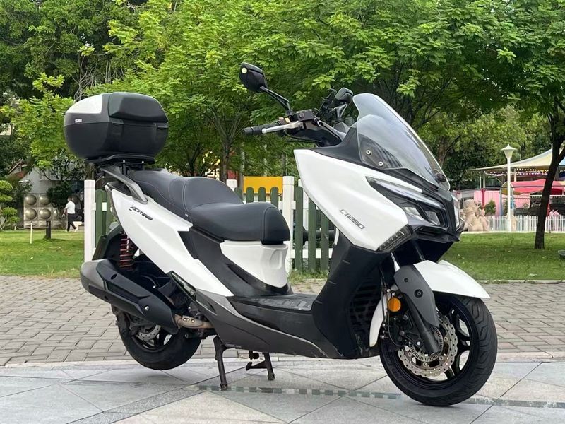 光阳 赛艇 CT250