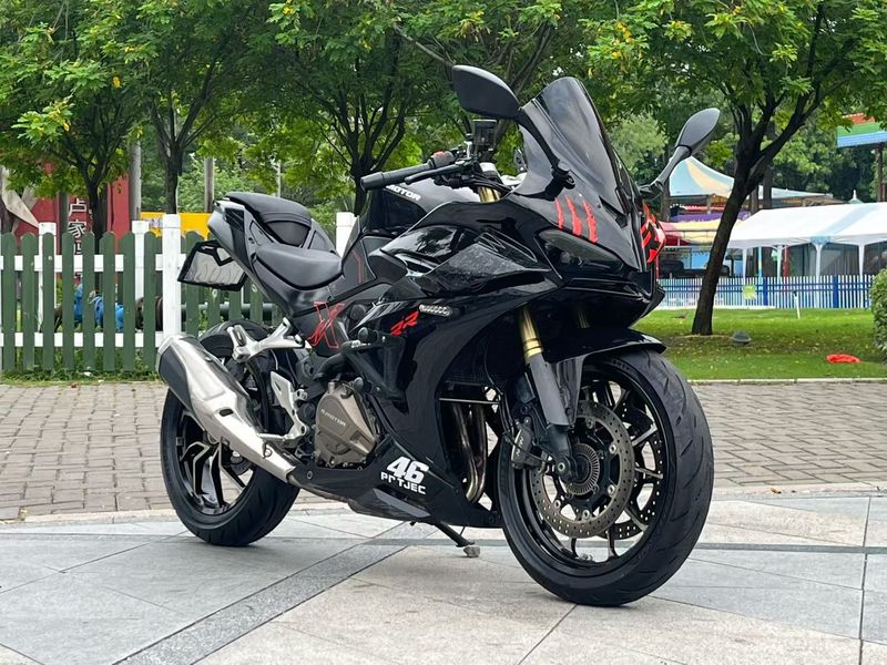 QJMOTOR 赛450