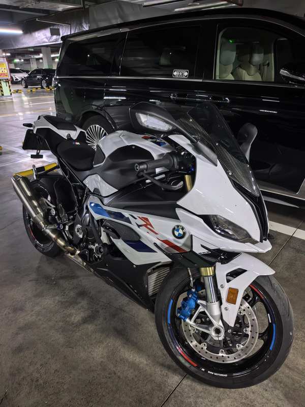 宝马 S 1000 RR