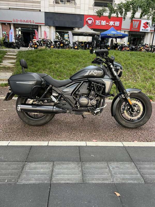 豪爵 TR300
