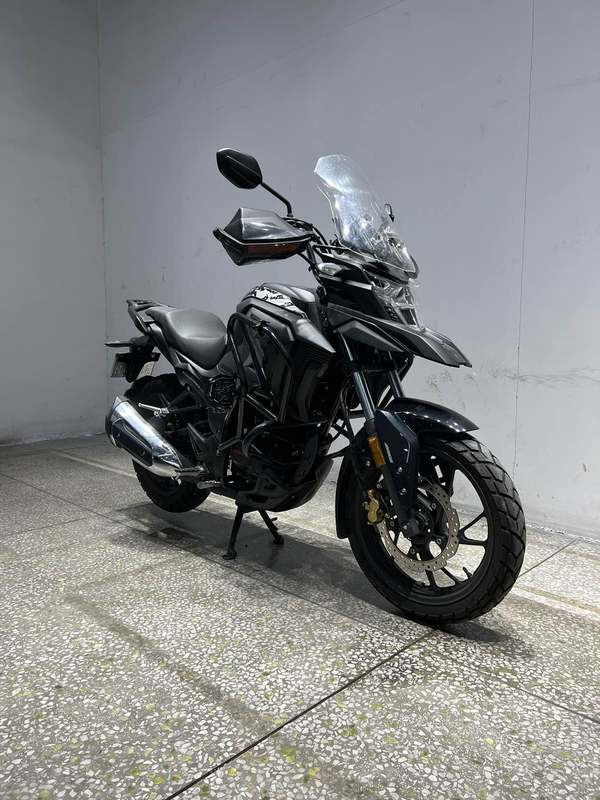 五羊本田 猛鸷 CB190X