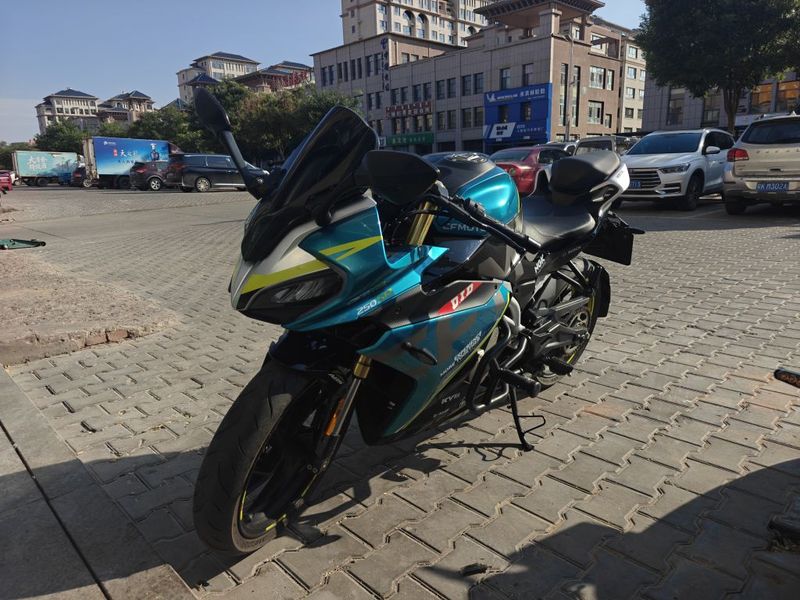春风 250SR