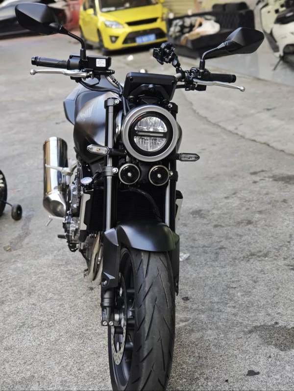 本田 CB500 Super Four