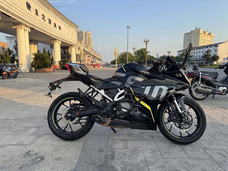 春风 250SR
