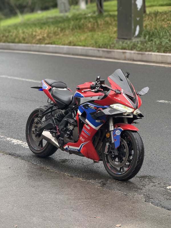 QJMOTOR 赛600