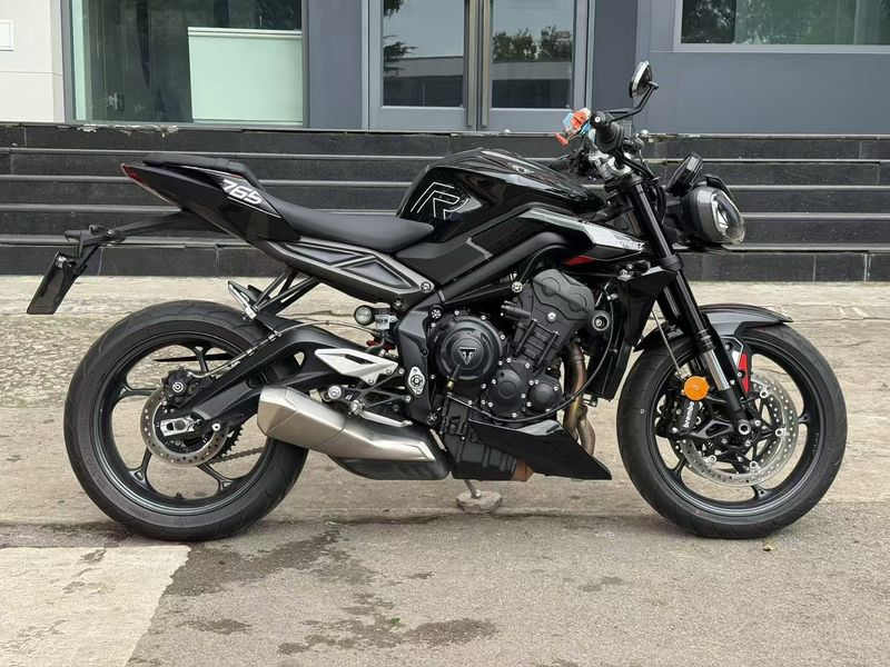 凯旋 Street Triple 765