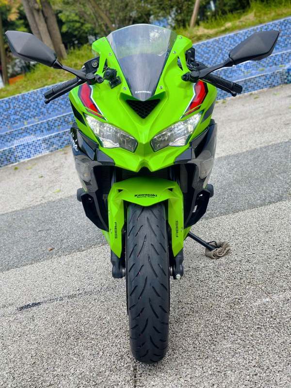 川崎 ZX-4R