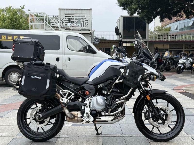 宝马 F 750 GS