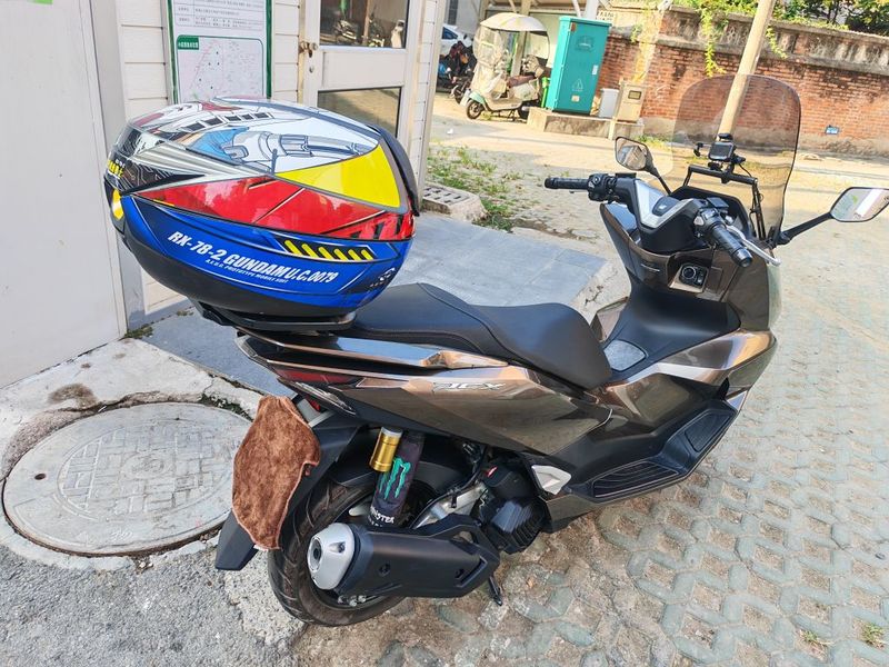 五羊本田 PCX