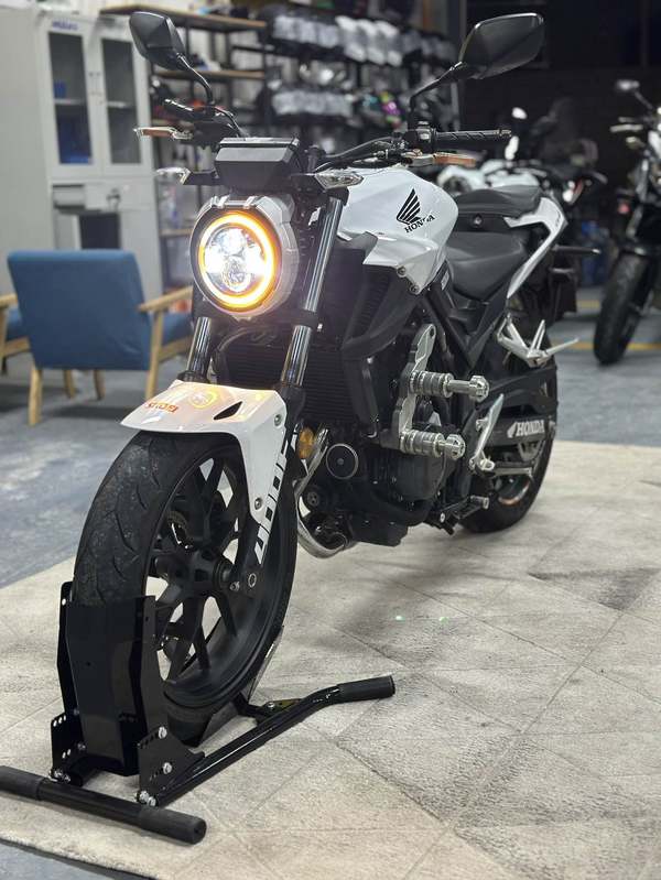 本田WING CB400F
