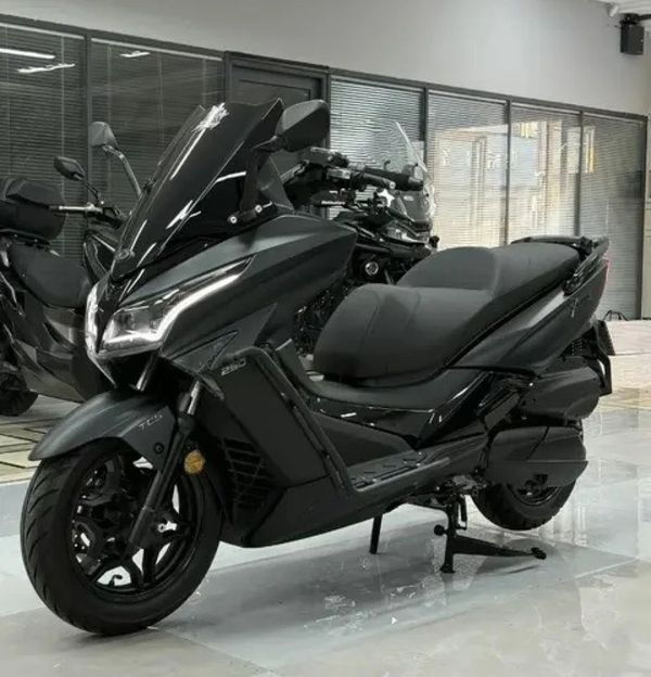 光阳 赛艇 250