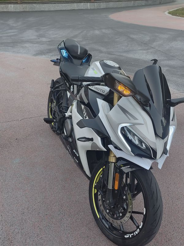 春风 250SR