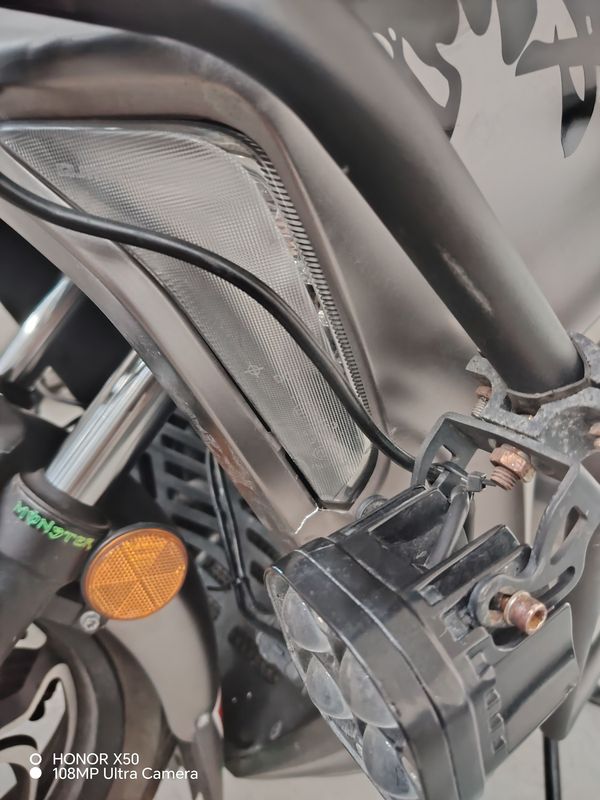 QJMOTOR 鸿250