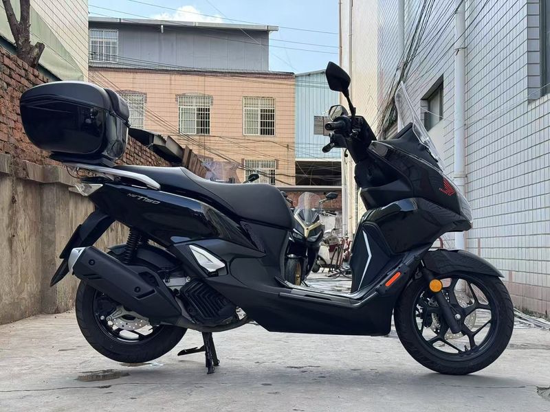 五羊本田 NWT150