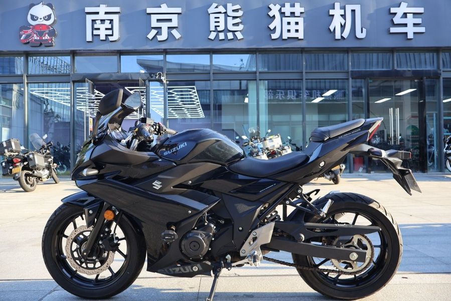 豪爵铃木 GSX250R