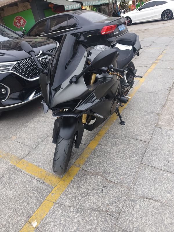 QJMOTOR 赛600