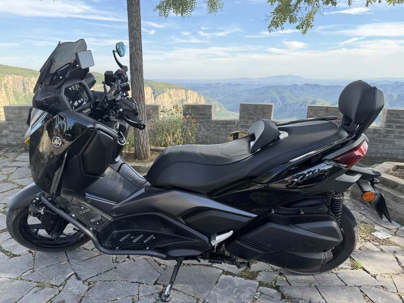 雅马哈 XMAX