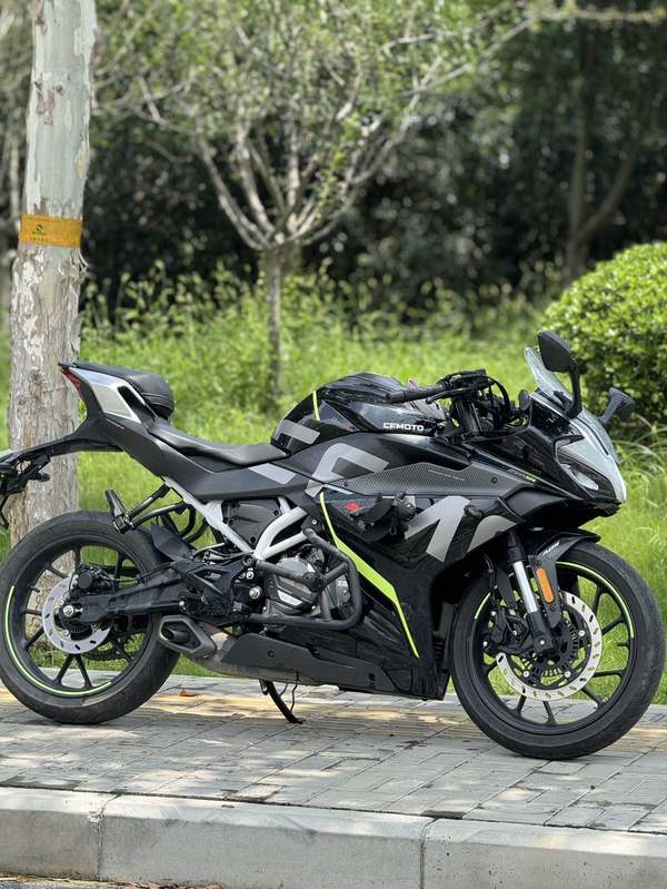 春风 250SR