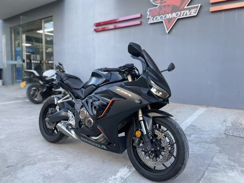 本田DREAMWING CBR650R