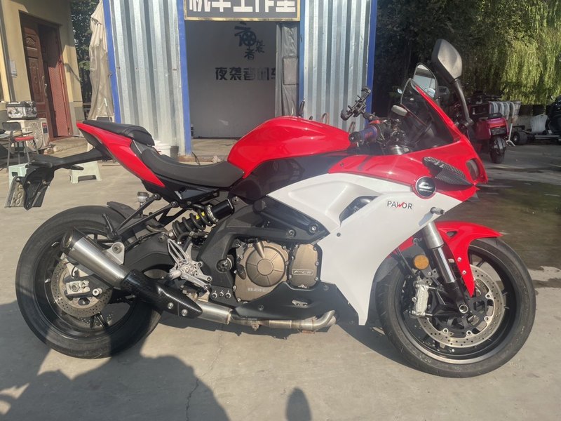QJMOTOR 赛600
