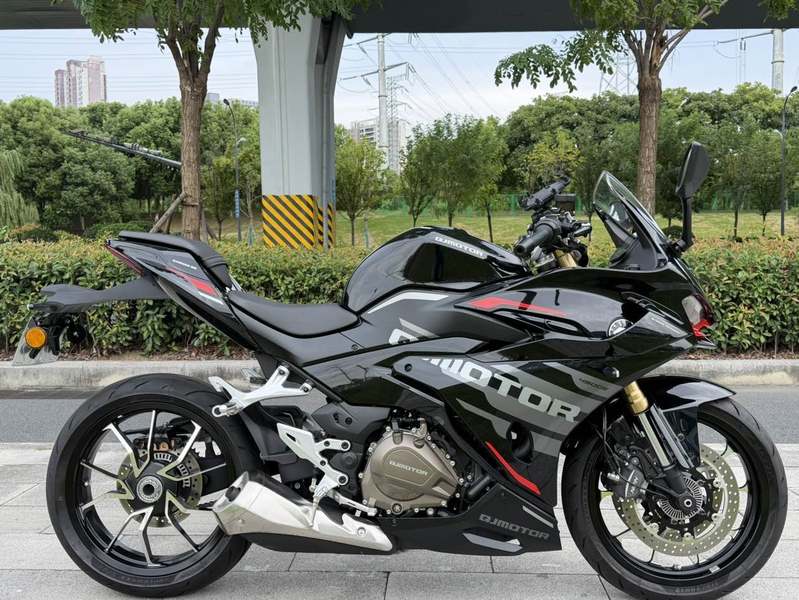 QJMOTOR 赛450