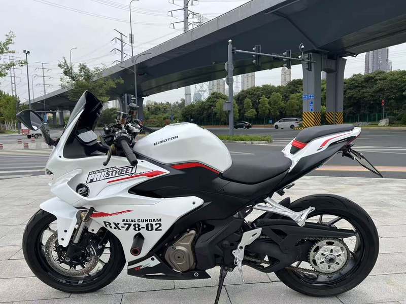 QJMOTOR 赛450