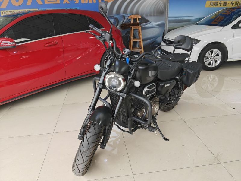 QJMOTOR 闪250