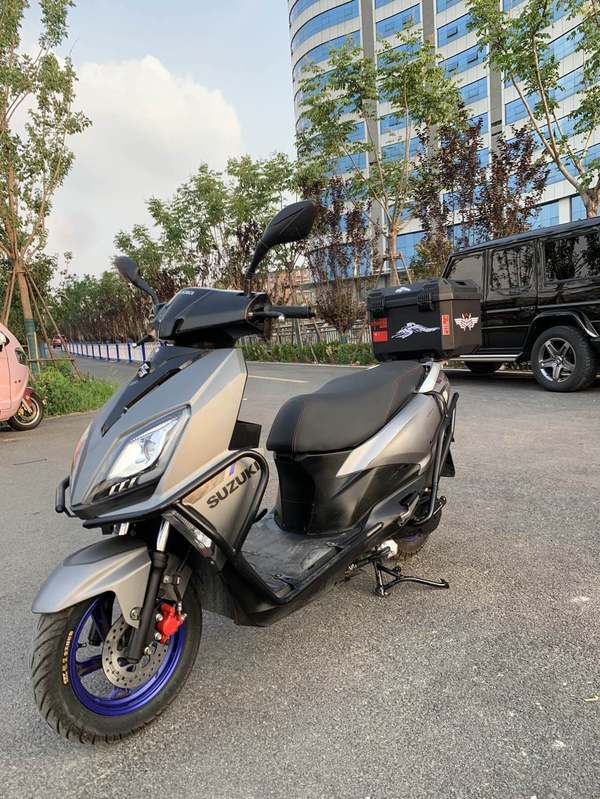 济南铃木 UY125