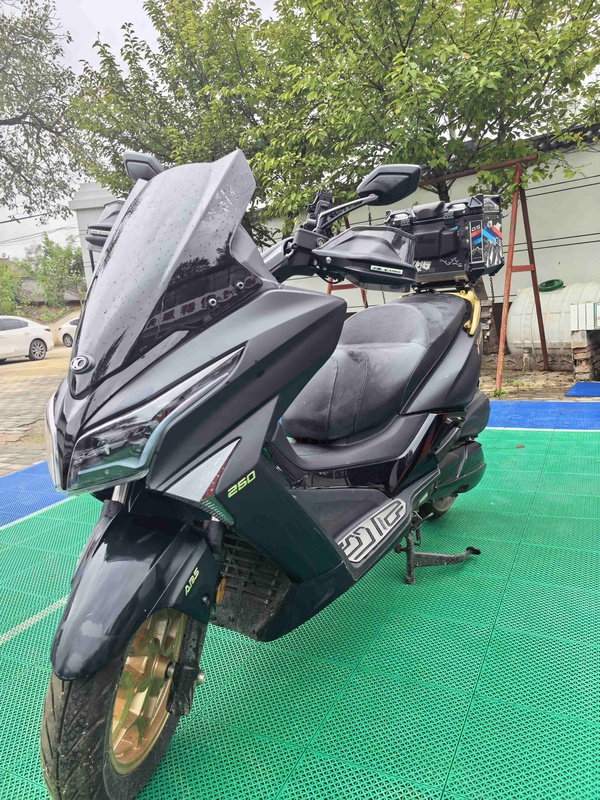 光阳 赛艇 250