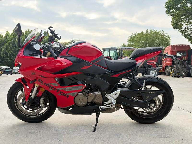QJMOTOR 赛550