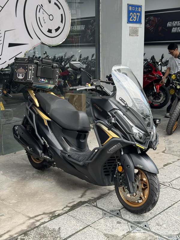 光阳 赛艇 CT250