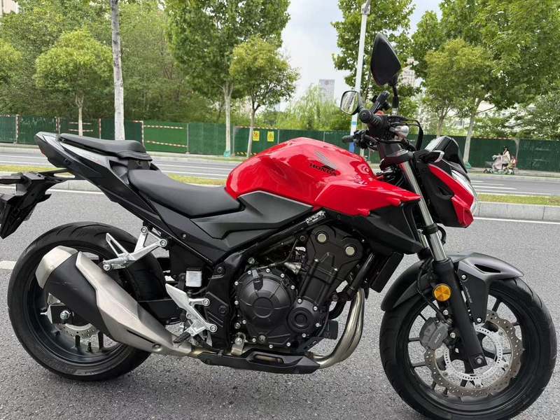本田WING CB400F