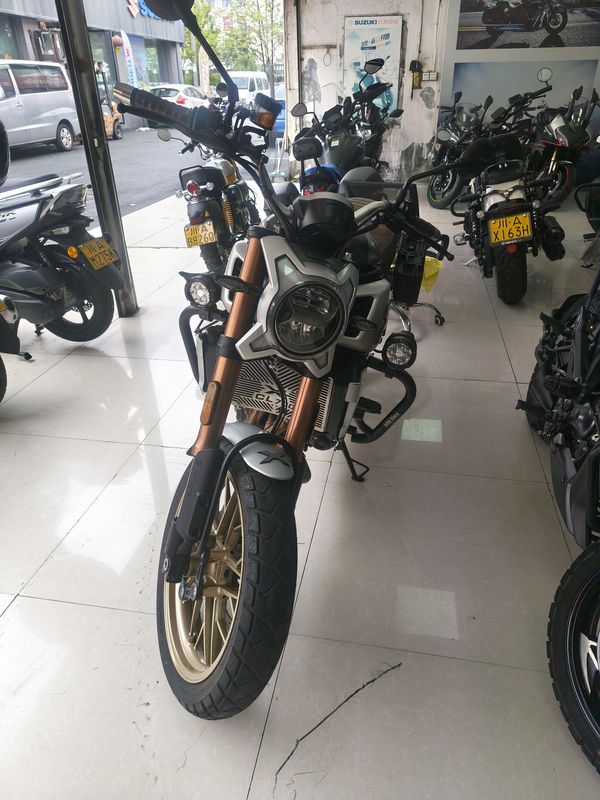 春风 700CL-X