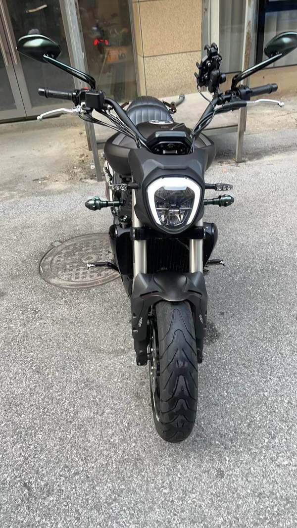 贝纳利 502C