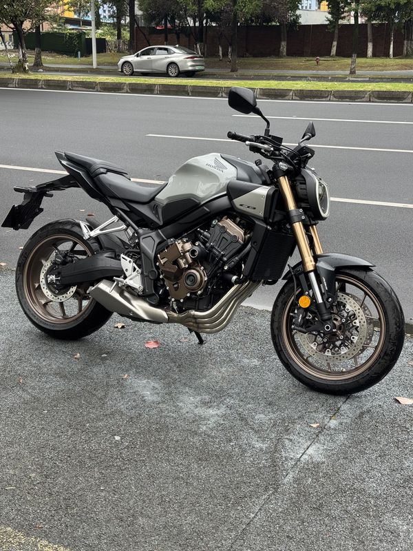 本田DREAMWING CB650R 