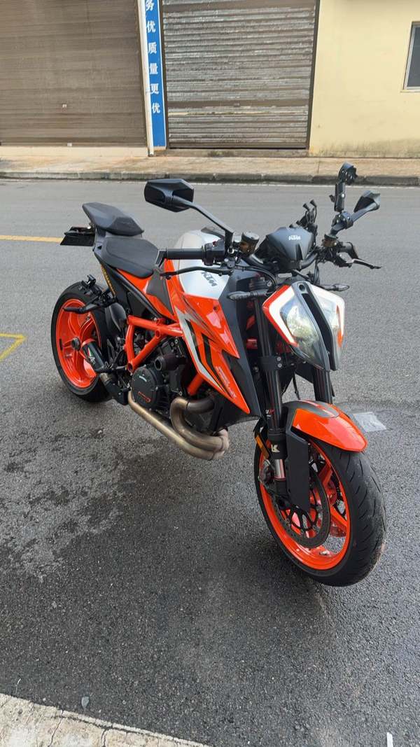 KTMR2R 1290 Super Duke