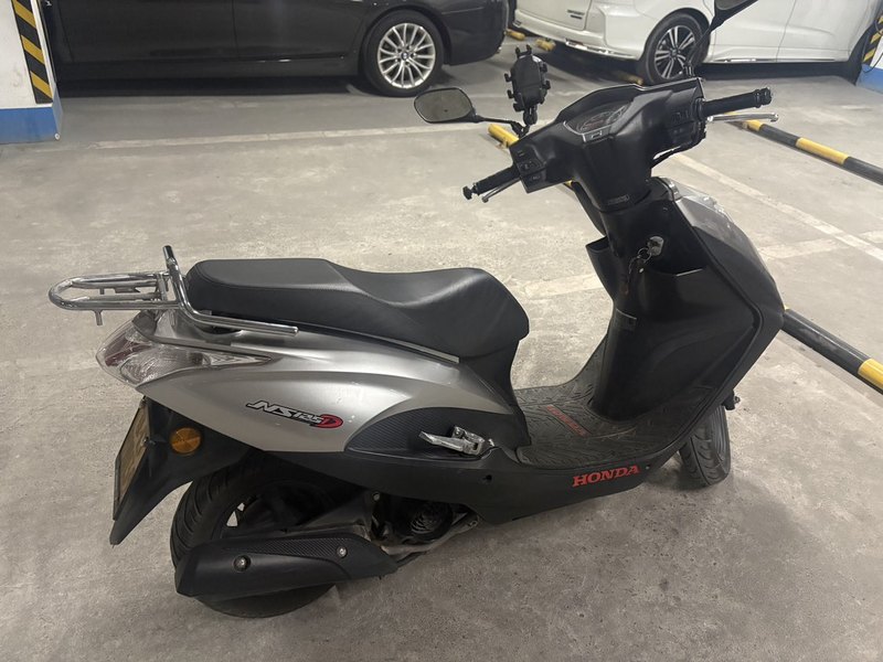 新大洲本田 NS125D
