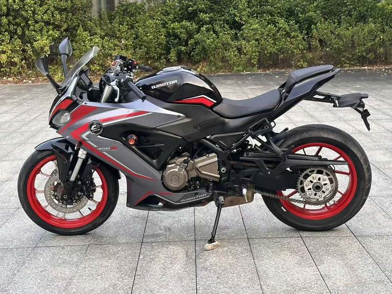 QJMOTOR 赛400