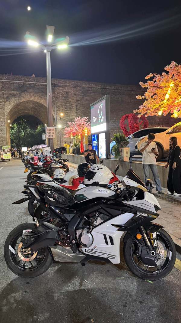 春风 675SR