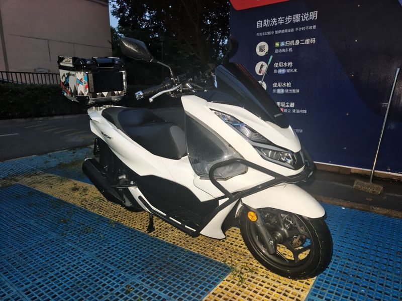 新大洲本田 PCX