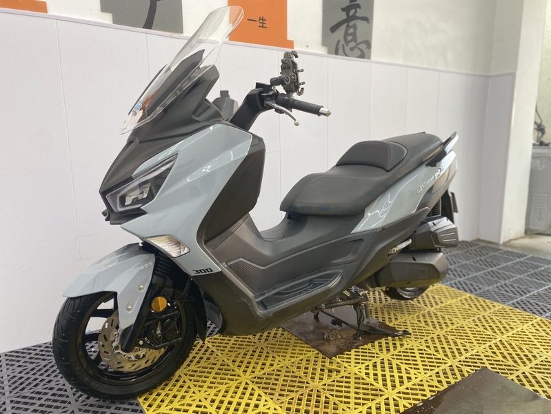SYM三阳 JoymaxZ 300