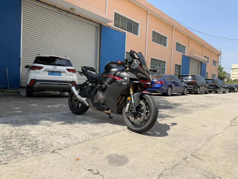QJMOTOR 赛600