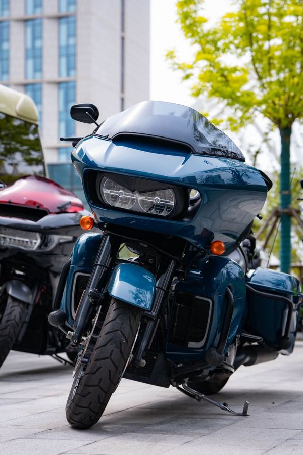 哈雷戴维森 公路滑翔 Road Glide