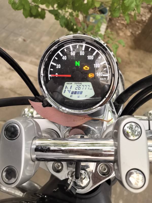 豪爵 GZS150