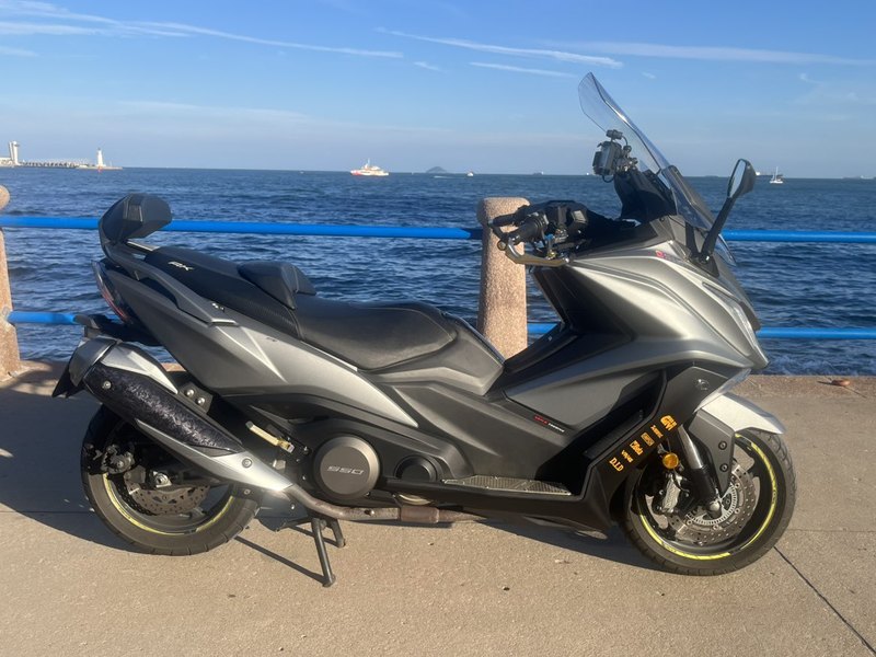 光阳 AK550