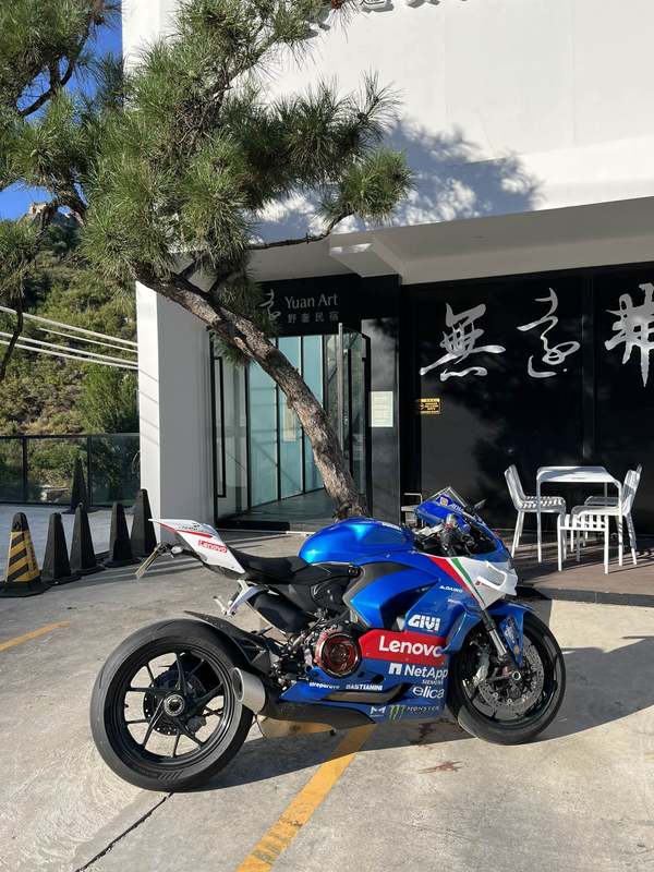 杜卡迪 Panigale V2