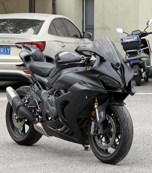 QJMOTOR 赛600