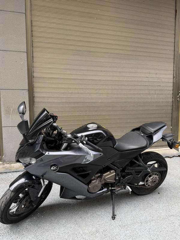 QJMOTOR 赛400